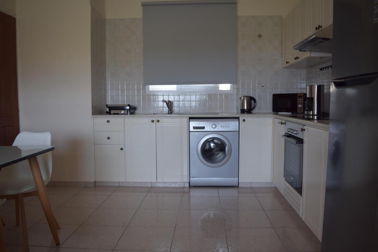 Eden Heights Sea View Apartment 203 - By Imh Travel & Tours بافوس المظهر الخارجي الصورة